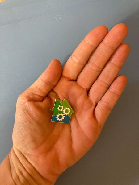 File:Pin.jpg